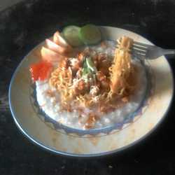 Bubur Mie Goreng